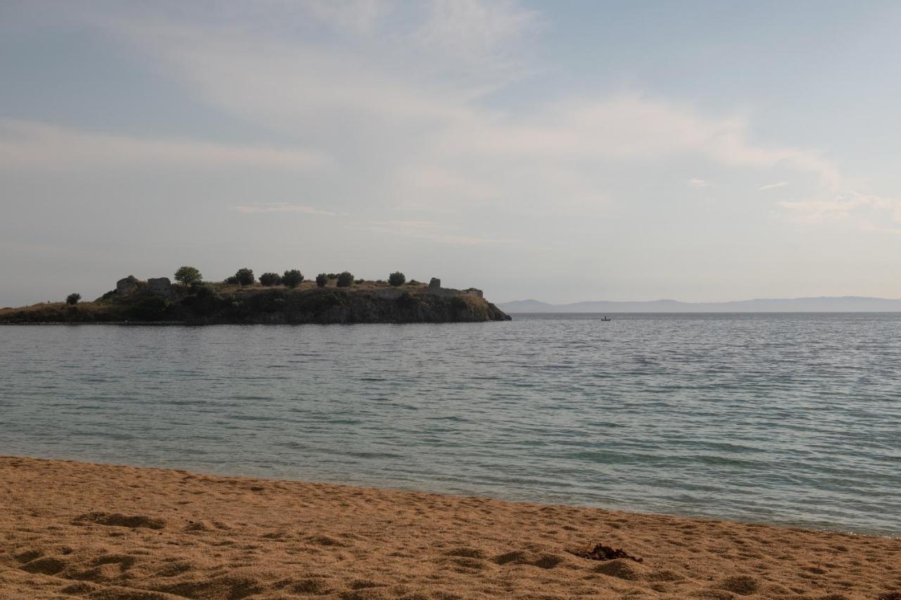 Studios Castro Toroni Luaran gambar